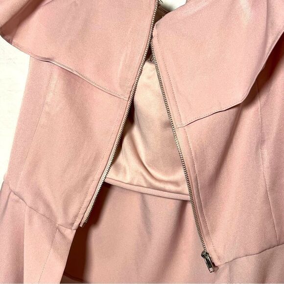 nWOt Hello Miss Women's Large Off Shoulder High Low Pink Ruffle Blouse - Picture 11 of 11